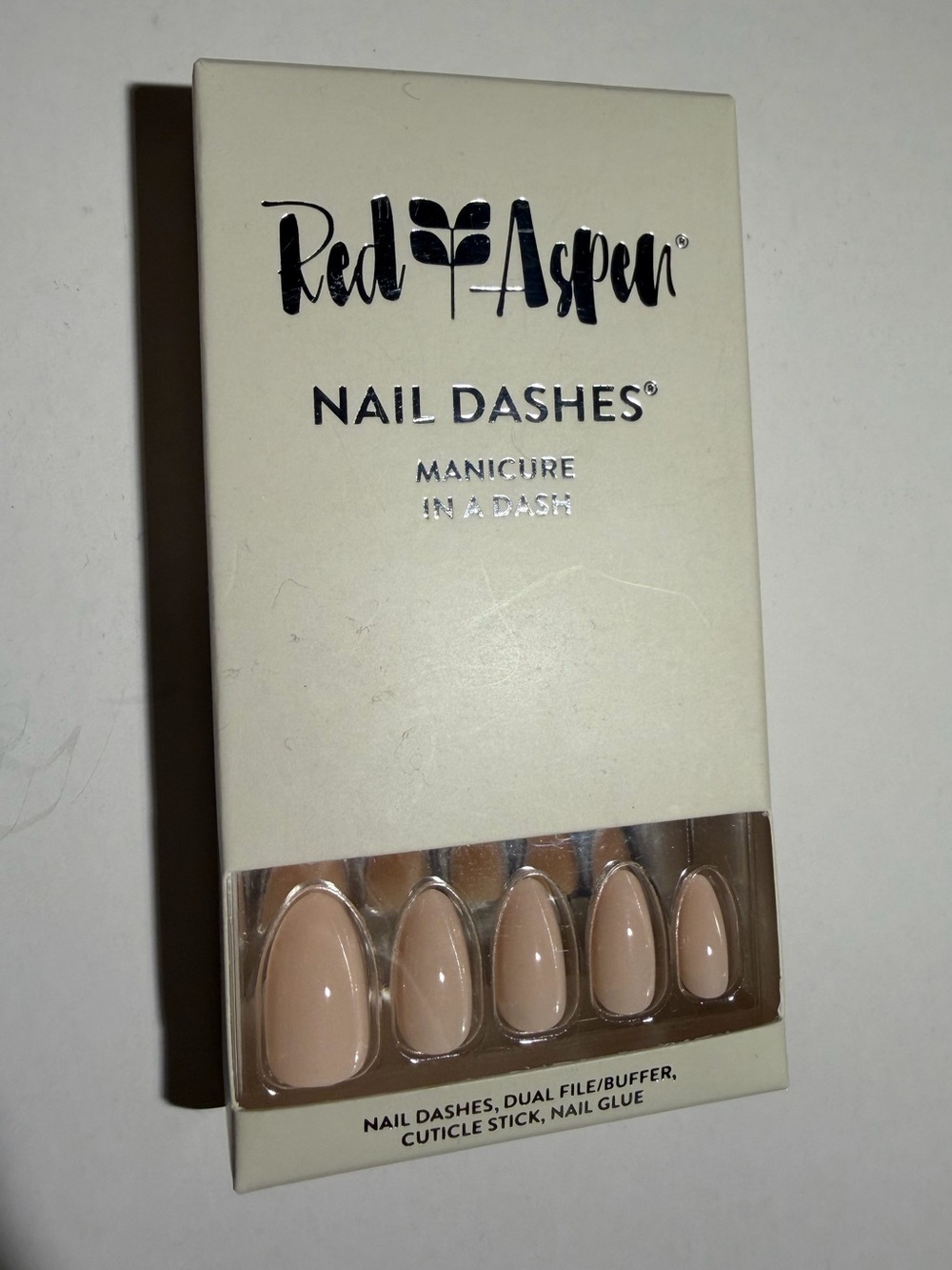 Red Aspen Beige Press-On Nail Dashes – Natural Nude Manicure